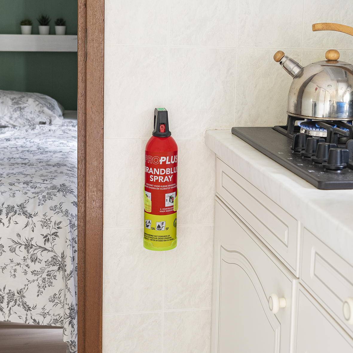 Sprayblusser 0,75 liter PFAS FLUOR Vrij met fluorescerende beugel