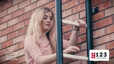 Uitklapbare vluchtladder